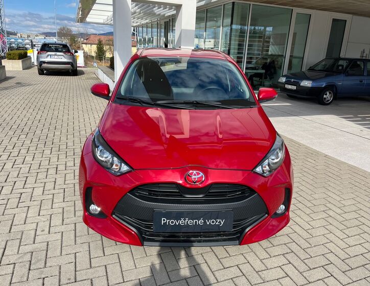 Toyota Yaris 10