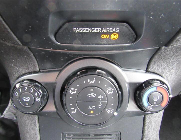 Ford Fiesta 19