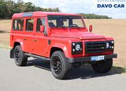 Land Rover Defender 1