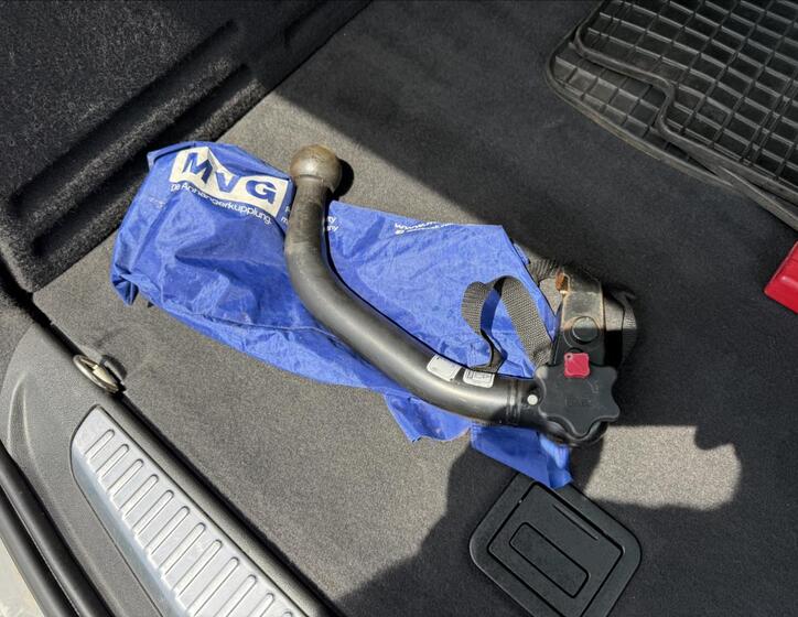 Renault Laguna 23