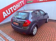 KIA Ceed 8