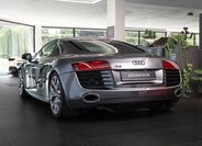 Audi R8 4
