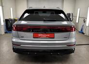 Audi Q8 5