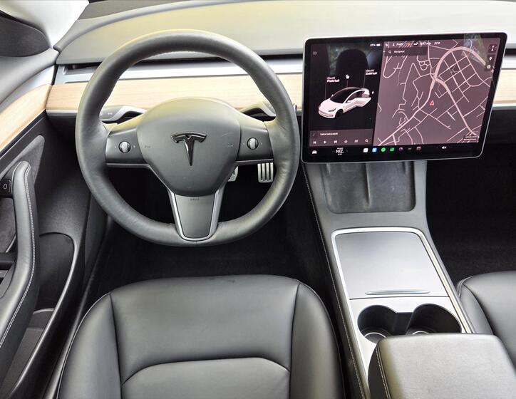 Tesla Model 3 13