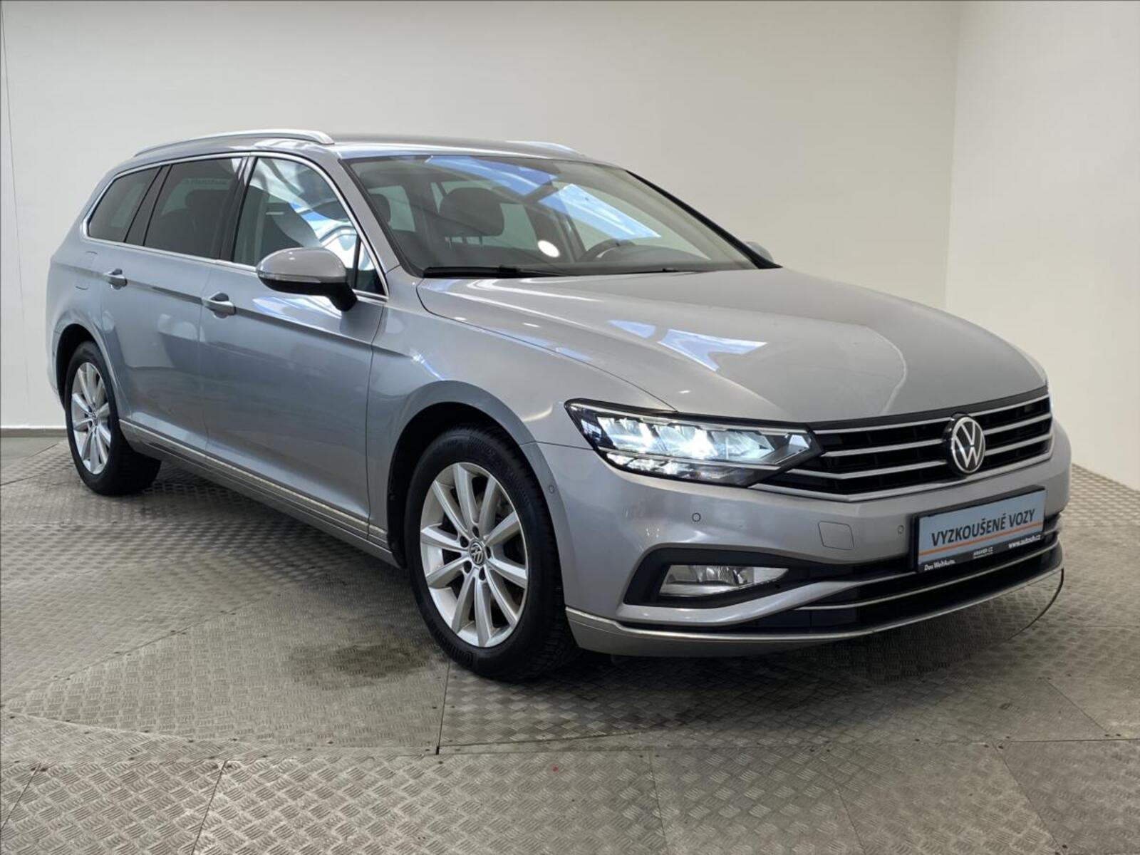 Volkswagen Passat 24