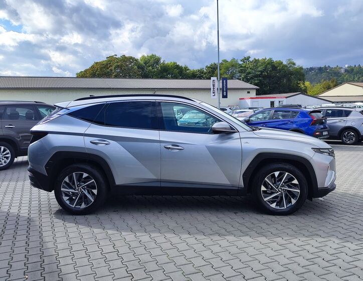 Hyundai Tucson 4