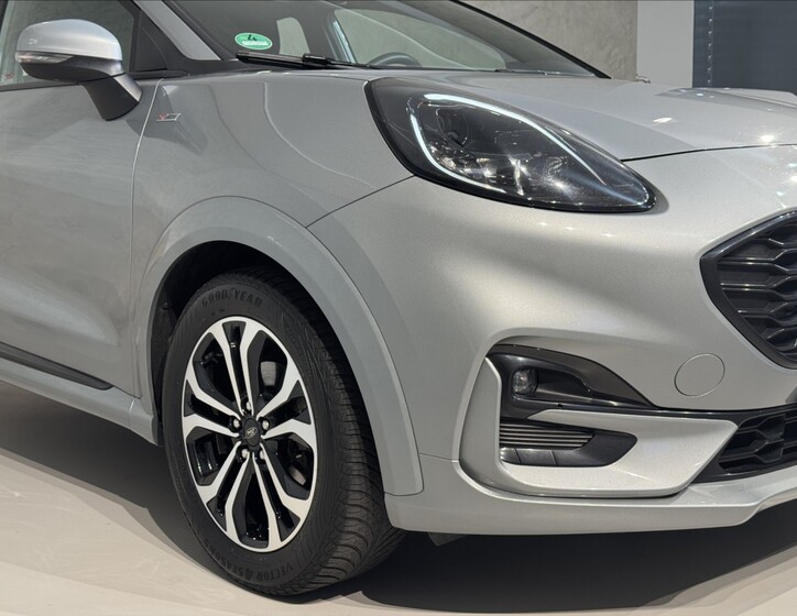 Ford Puma 4