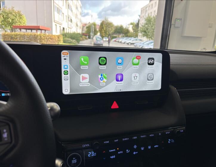 Hyundai IONIQ 16