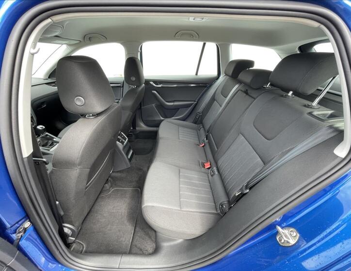 Škoda Octavia 16