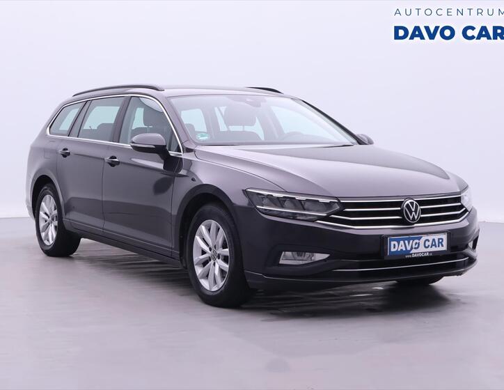 Volkswagen Passat 1