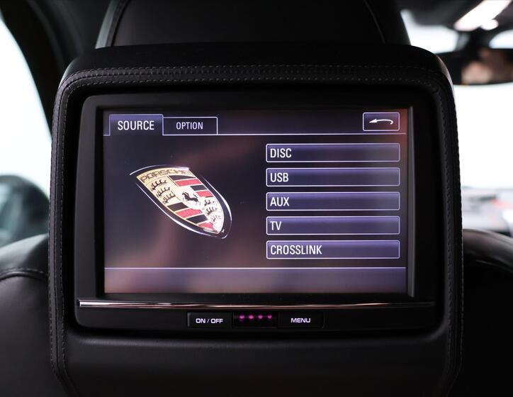 Porsche Cayenne 44