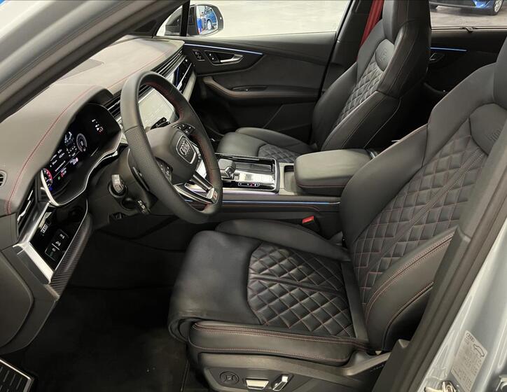 Audi SQ7 23