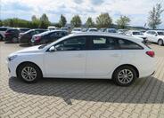 Hyundai i30 4