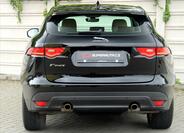 Jaguar F-Pace 5