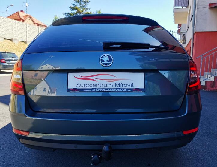 Škoda Octavia 9