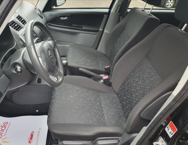 Suzuki SX4 18
