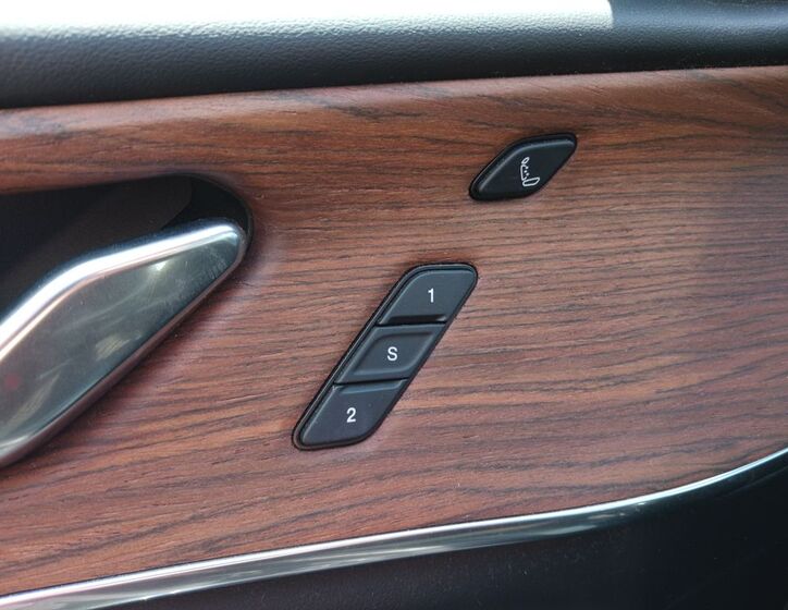 Jeep Grand Cherokee 20