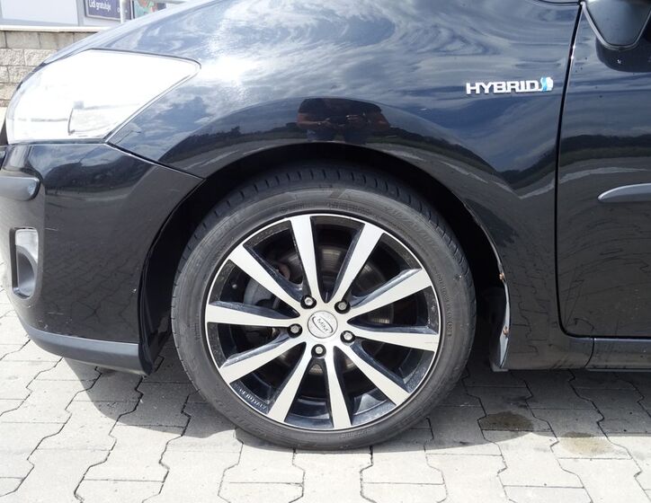 Toyota Auris 22