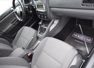 Volkswagen Golf 23