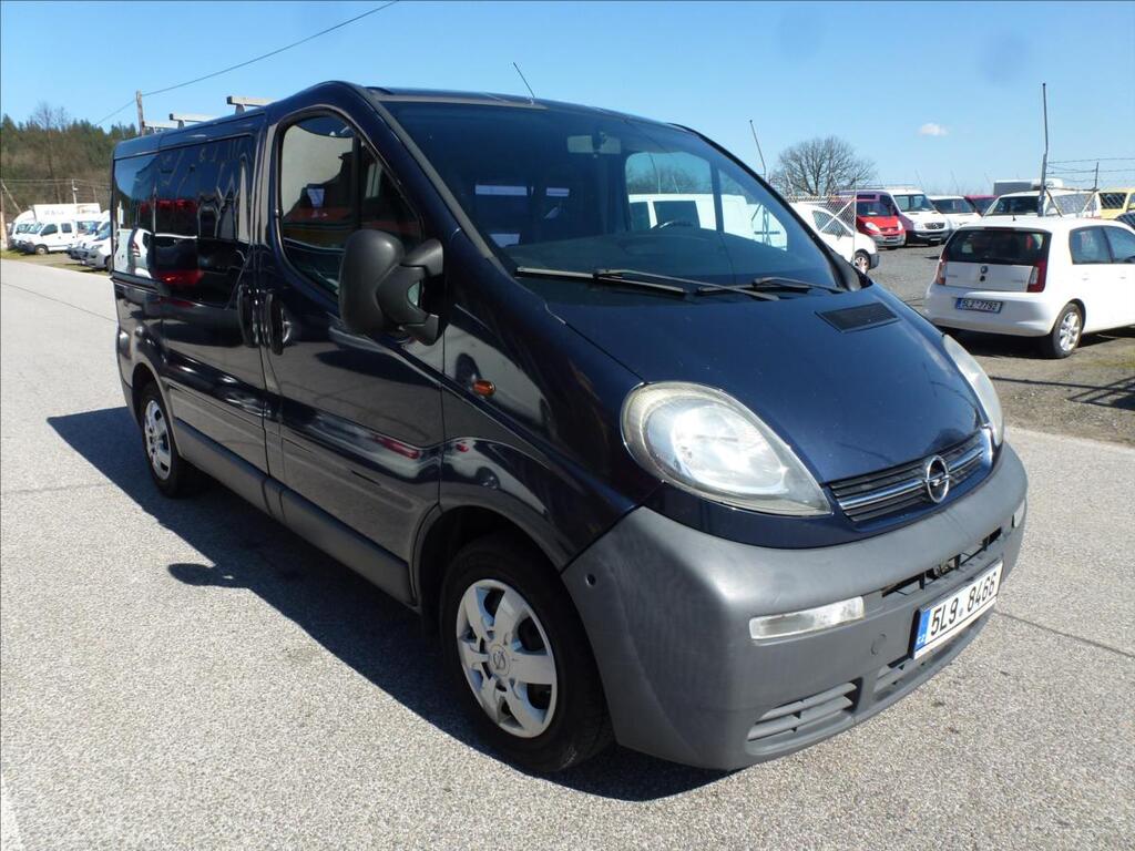 Opel Vivaro 4