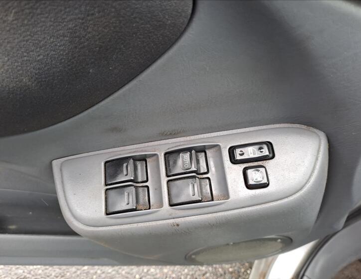 Toyota RAV4 10