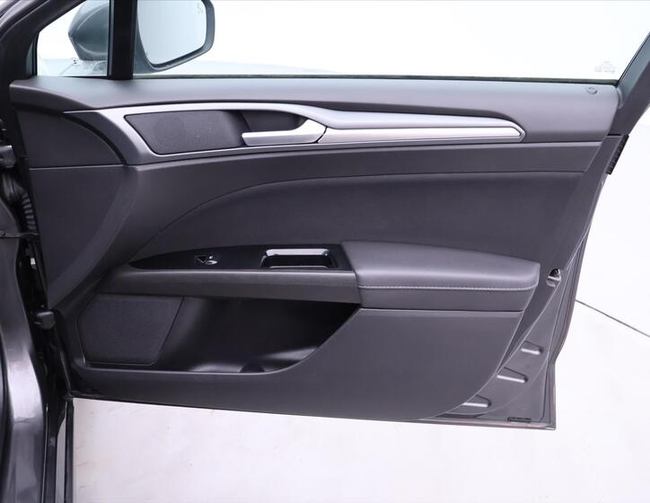 Ford Mondeo 13