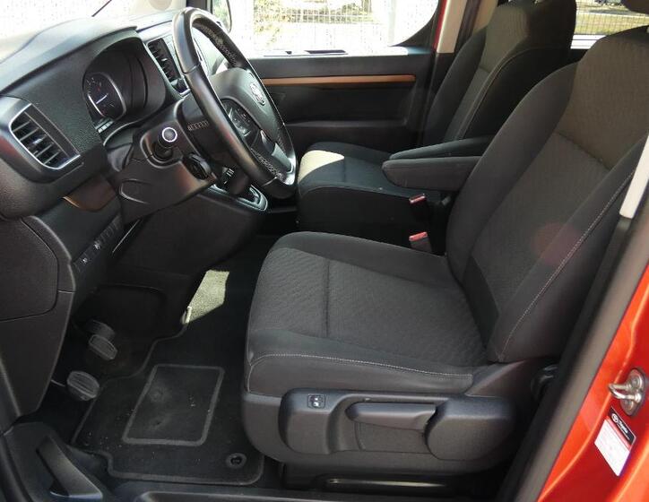 Toyota ProAce 17