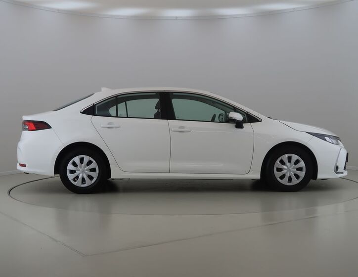 Toyota Corolla 4