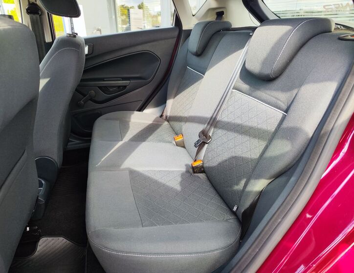 Ford Fiesta 10