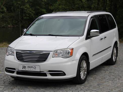 Chrysler Town & Country