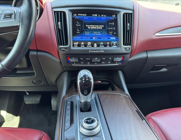 Maserati Levante 15