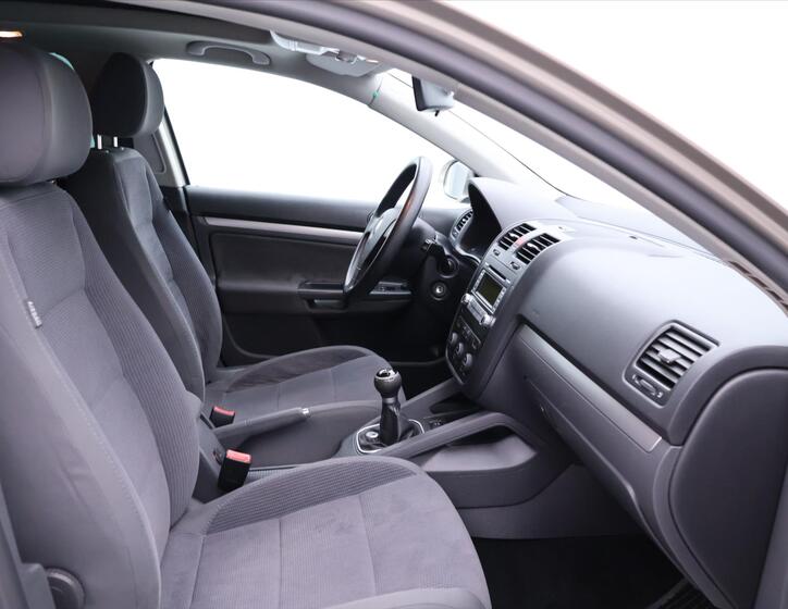 Volkswagen Golf 12