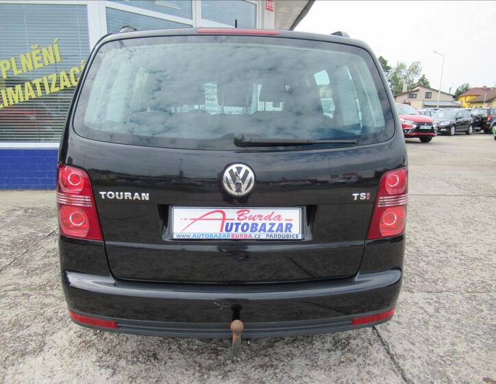 Volkswagen Touran 6