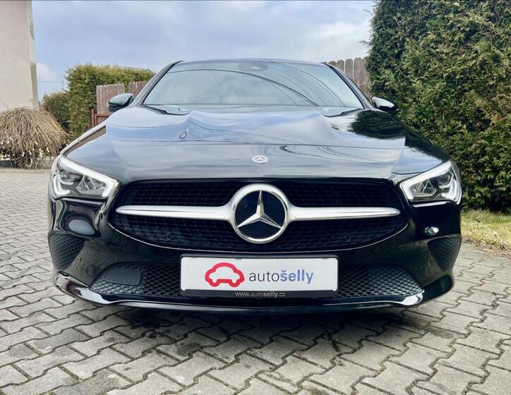 Mercedes-Benz CLA 8