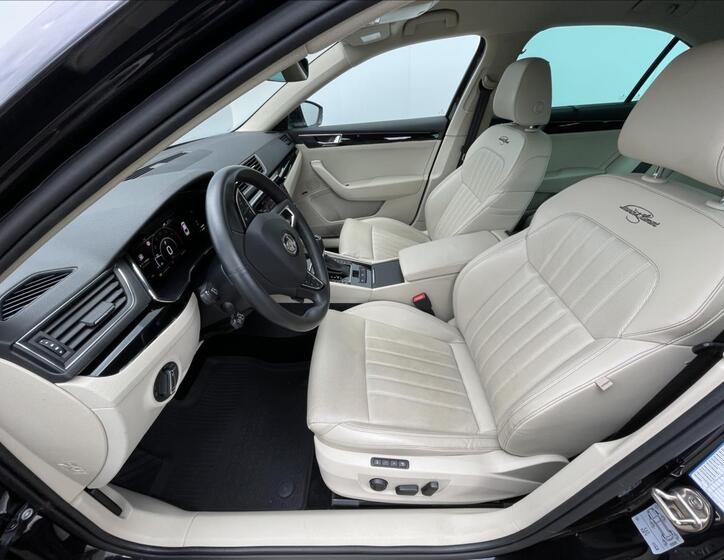 Škoda Superb 4