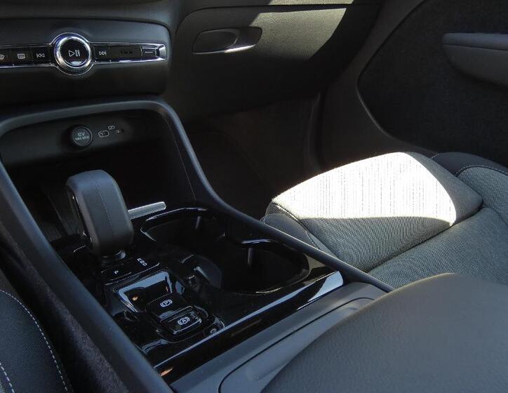 Volvo XC40 6
