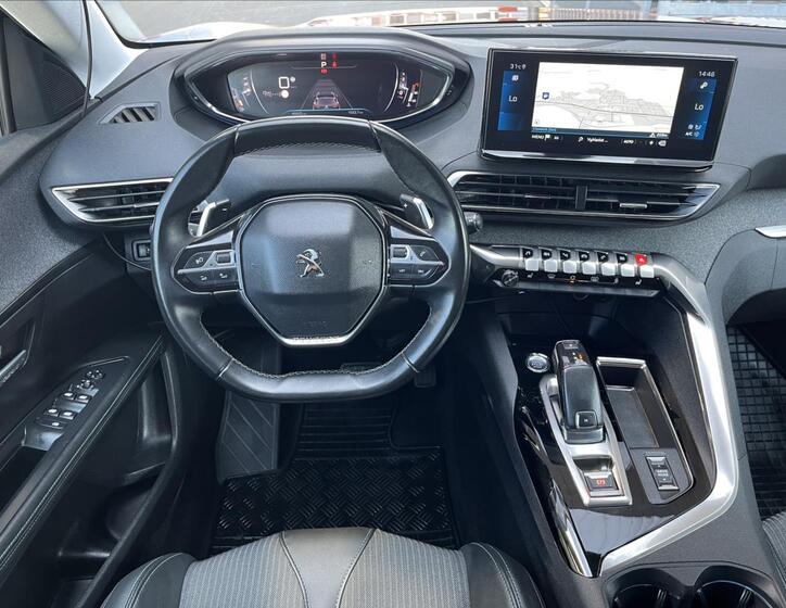 Peugeot 5008 11