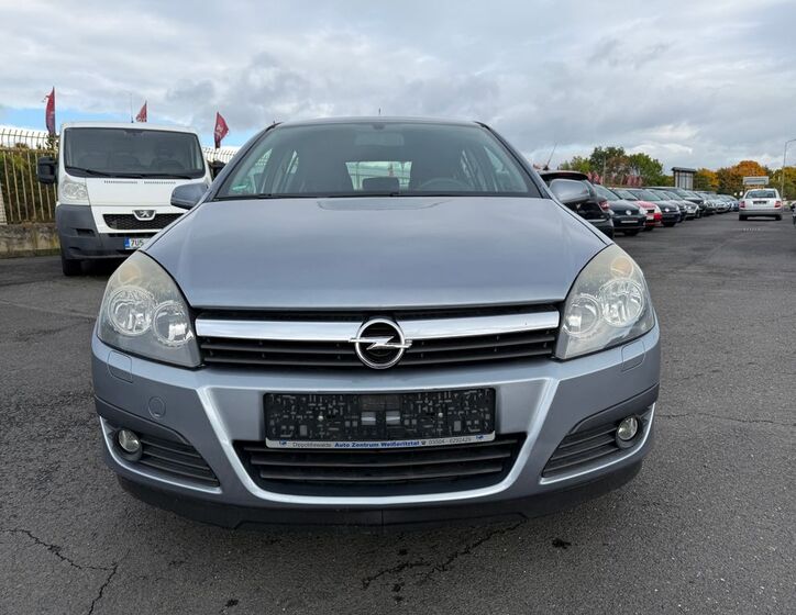 Opel Astra 2