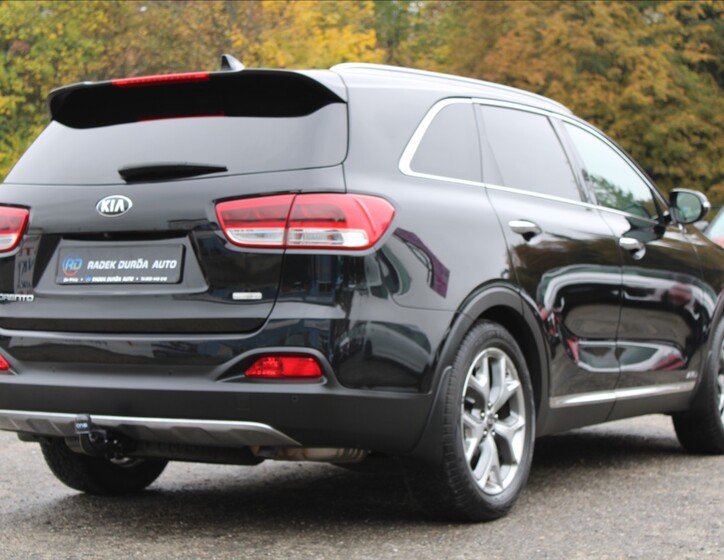 KIA Sorento 5