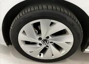 Volkswagen Golf 23