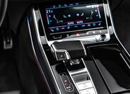 Audi SQ8 16