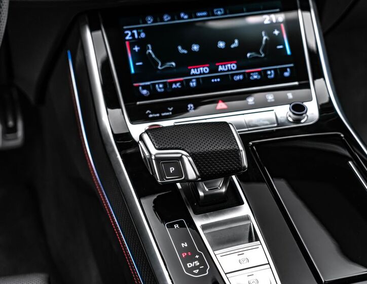 Audi SQ8 16