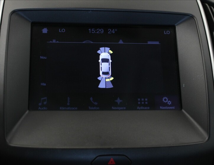 Ford S-MAX 10