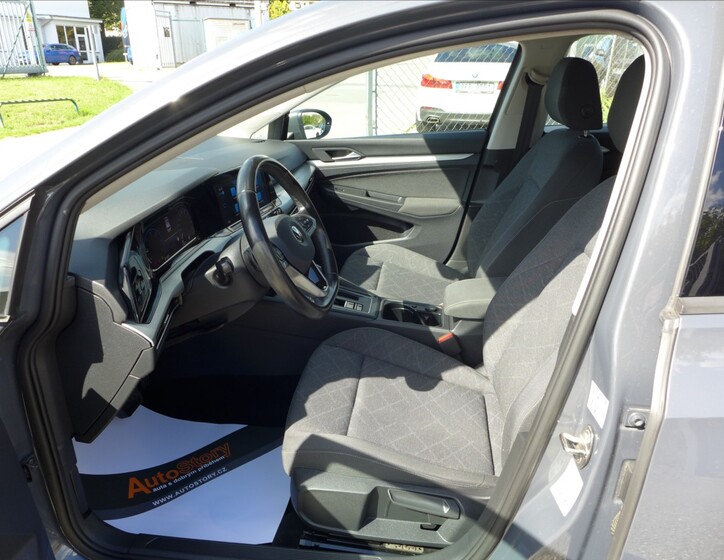 Volkswagen Golf 13