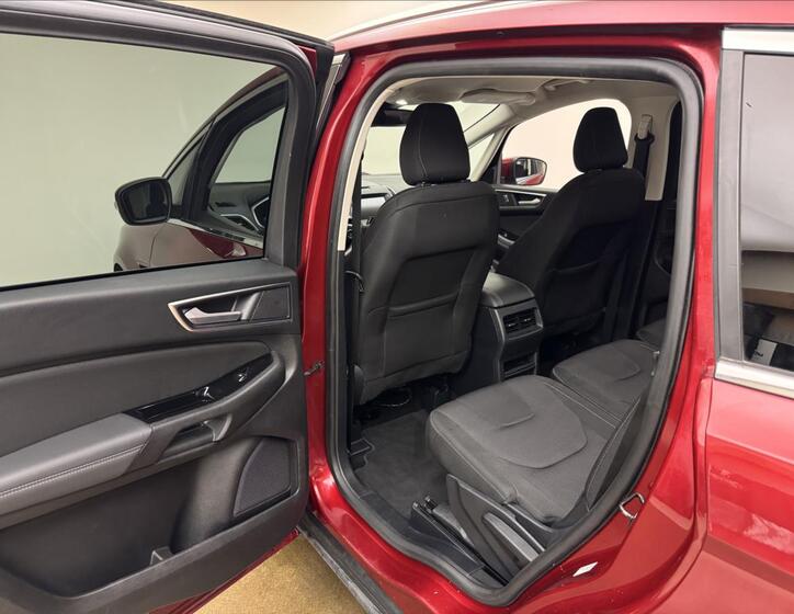 Ford S-MAX 42