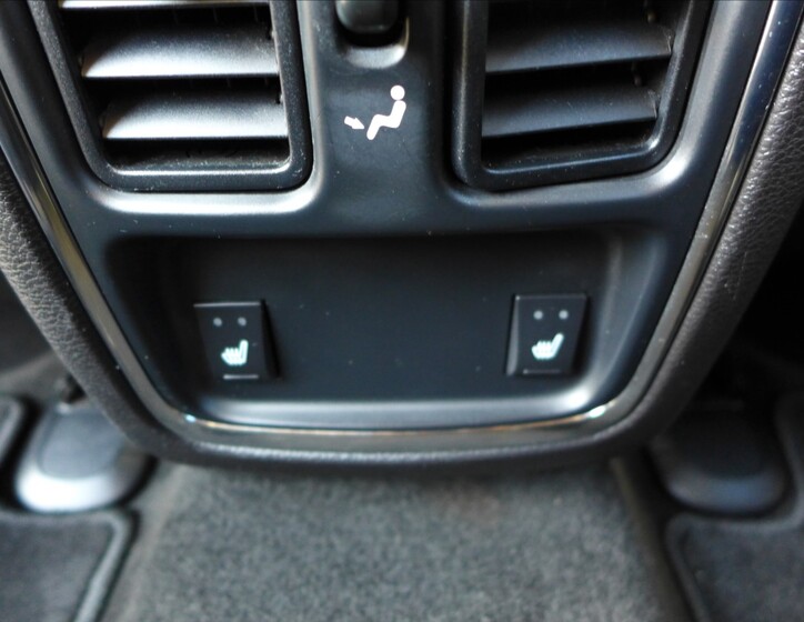 Jeep Grand Cherokee 32