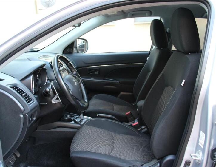Mitsubishi ASX 12