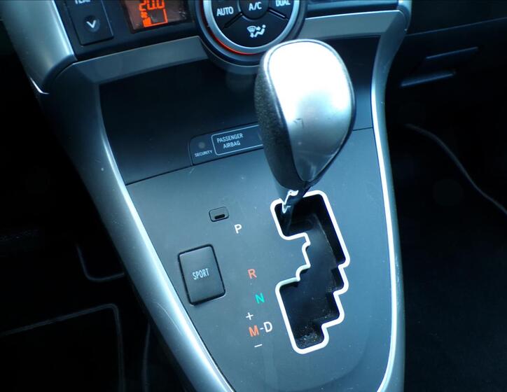 Toyota Verso 10