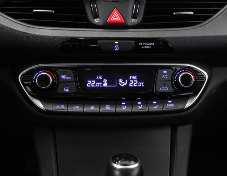 Hyundai i30 16