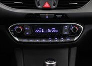 Hyundai i30 16